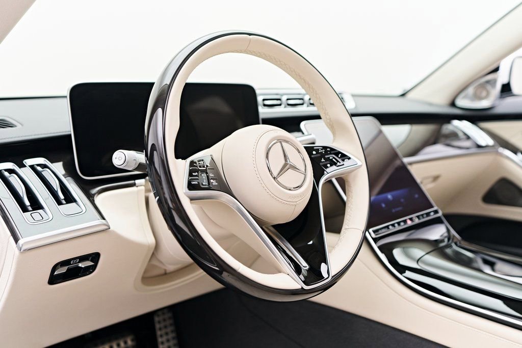 Used 2024 Mercedes-Benz S 580e 4MATIC Sedan image 43