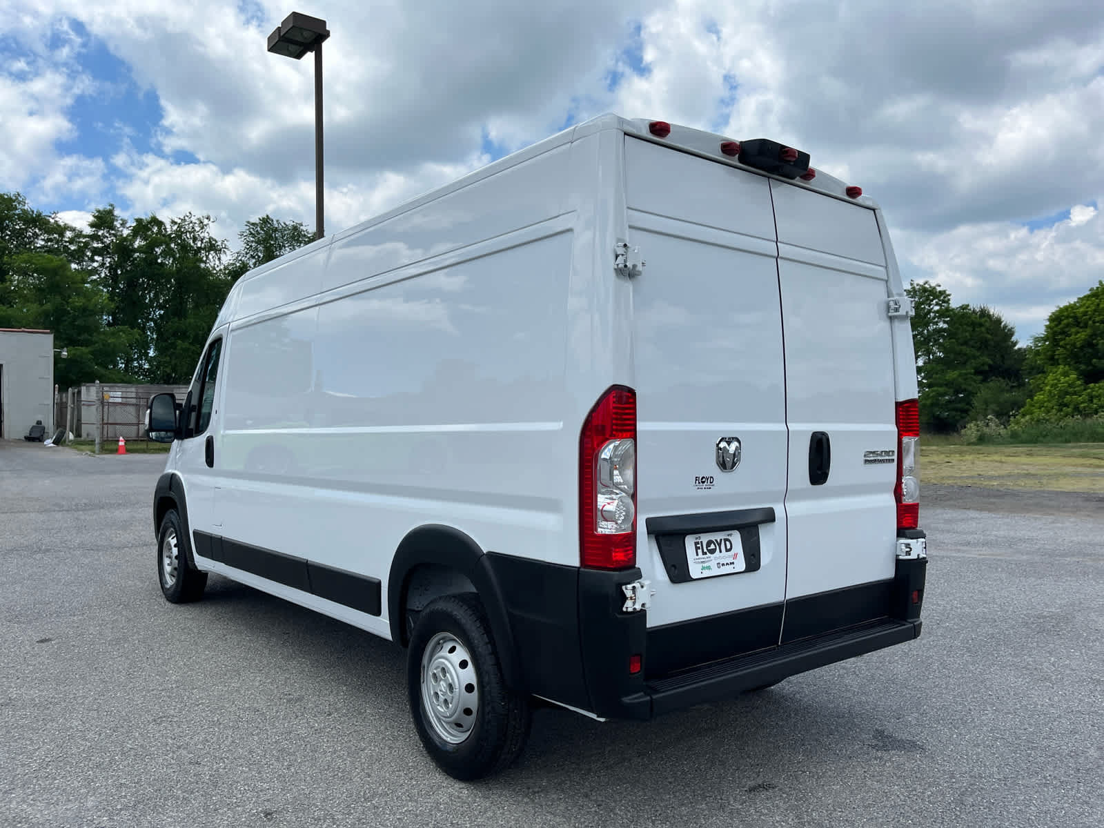 Used 2023 RAM ProMaster 2500 FWD image 5