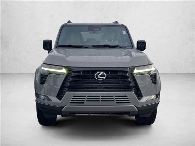 Used 2024 Lexus GX 550 AWD/4WD image 2
