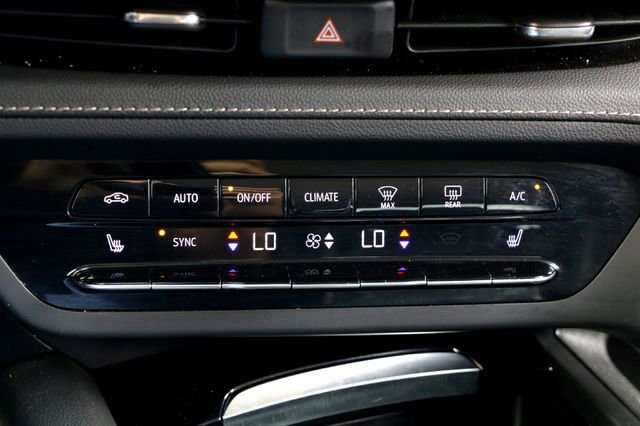Used 2023 Buick Envision Preferred image 18