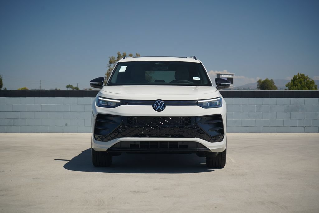 New 2026 Volkswagen Tiguan SE R-Line AWD/4WD image 5