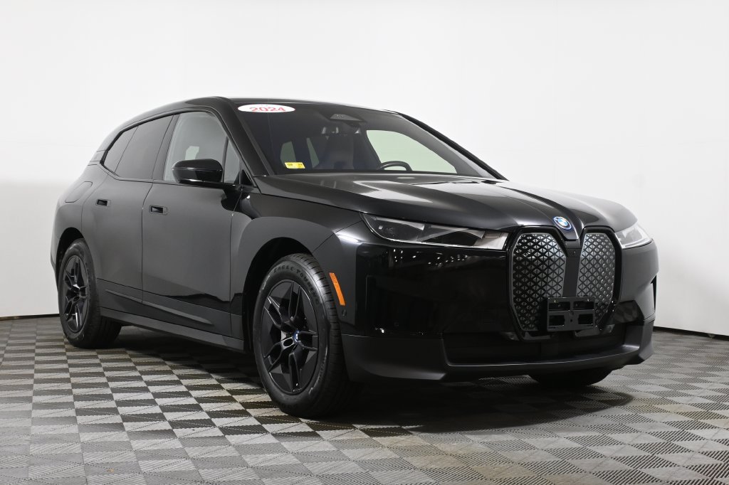 Certified 2024 BMW iX xDrive50 w/ Convenience Package AWD/4WD image 9