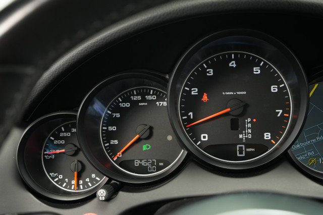 Used 2016 Porsche Cayenne image 35