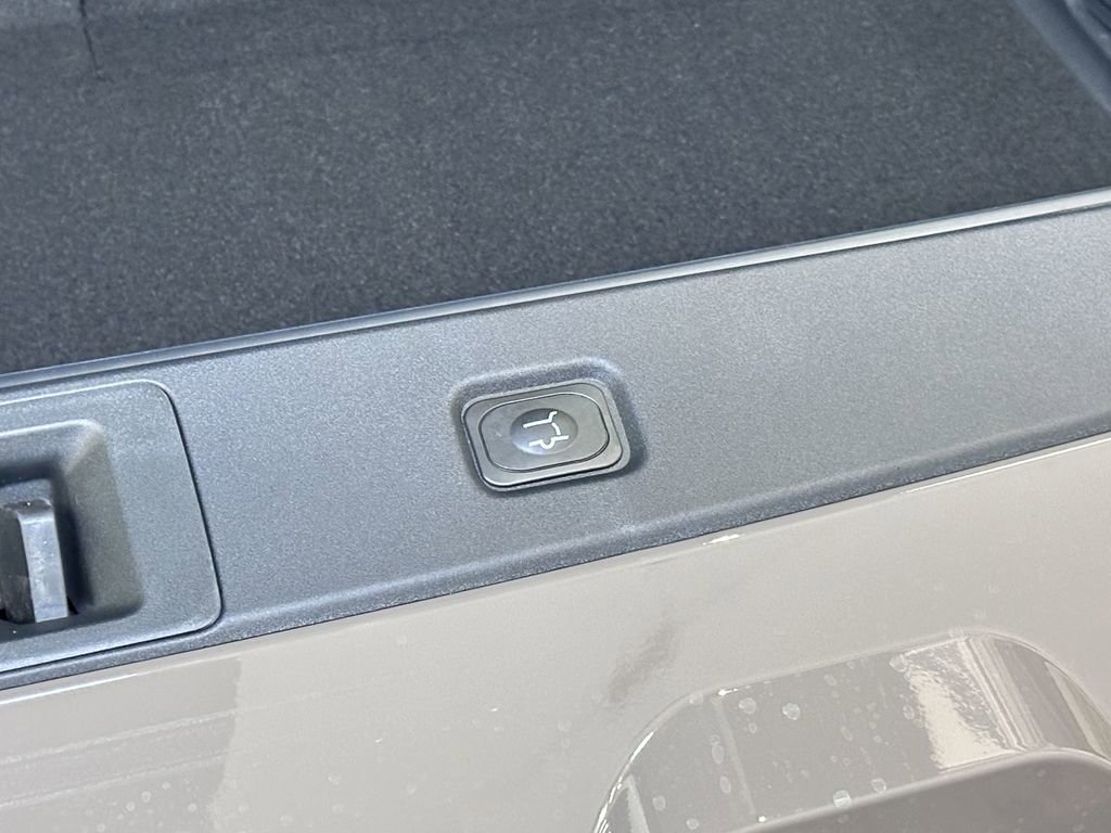 New 2026 Ford Expedition Tremor image 15