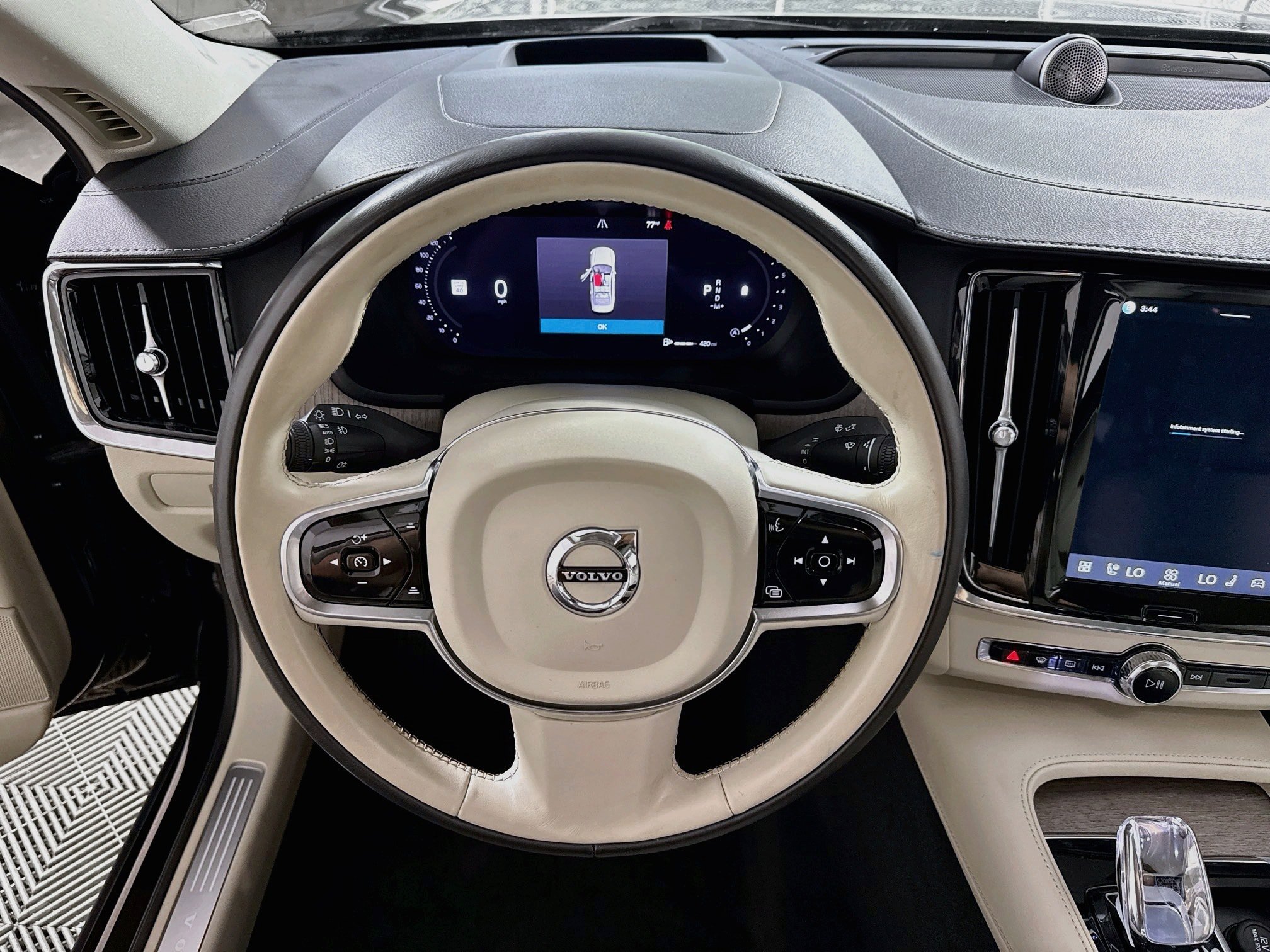 Used 2023 Volvo S90 B6 Ultimate w/ Lounge Package AWD/4WD image 17