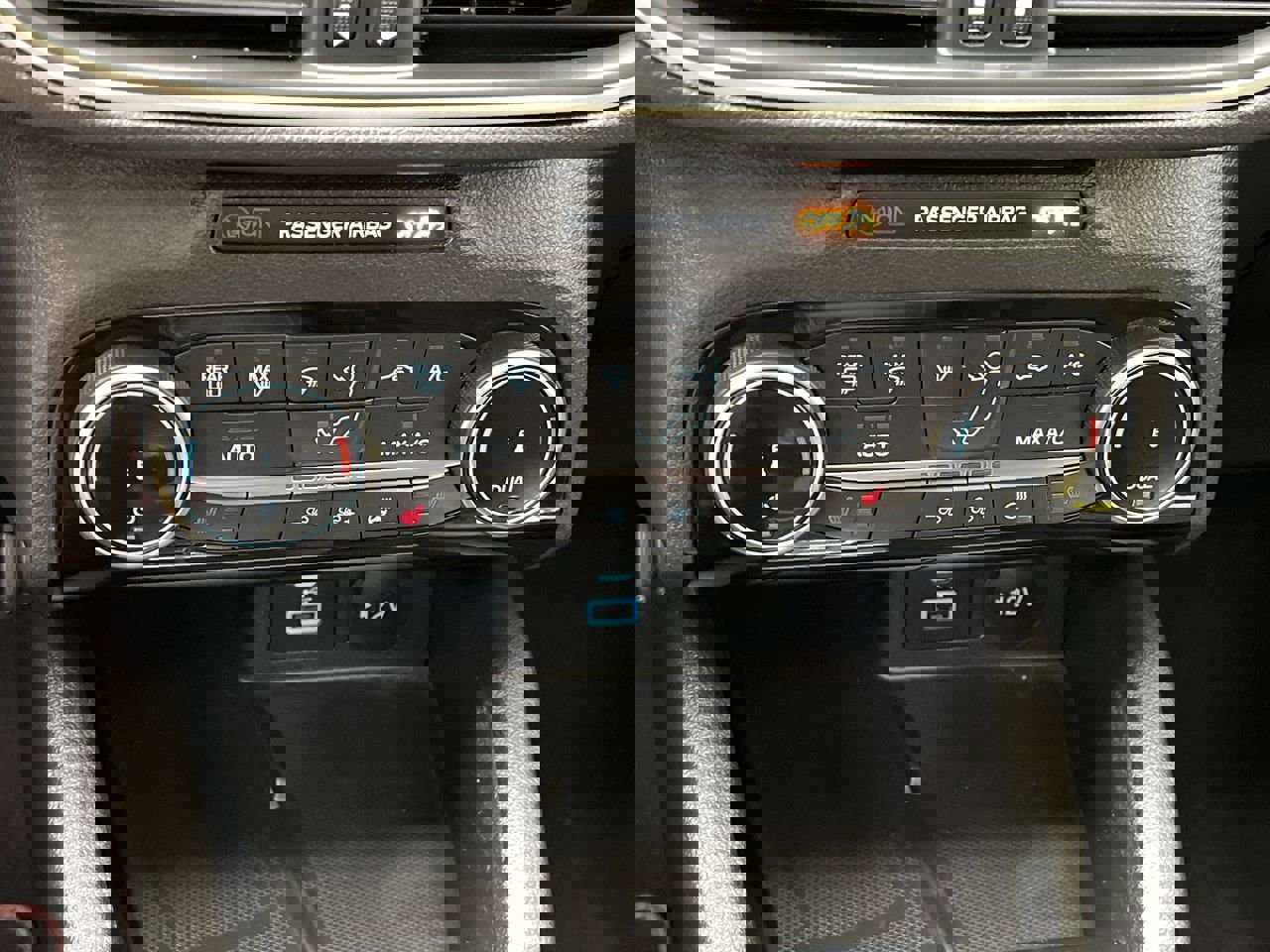 Certified 2022 Ford Escape SEL w/ SEL Stealth AWD Package image 22