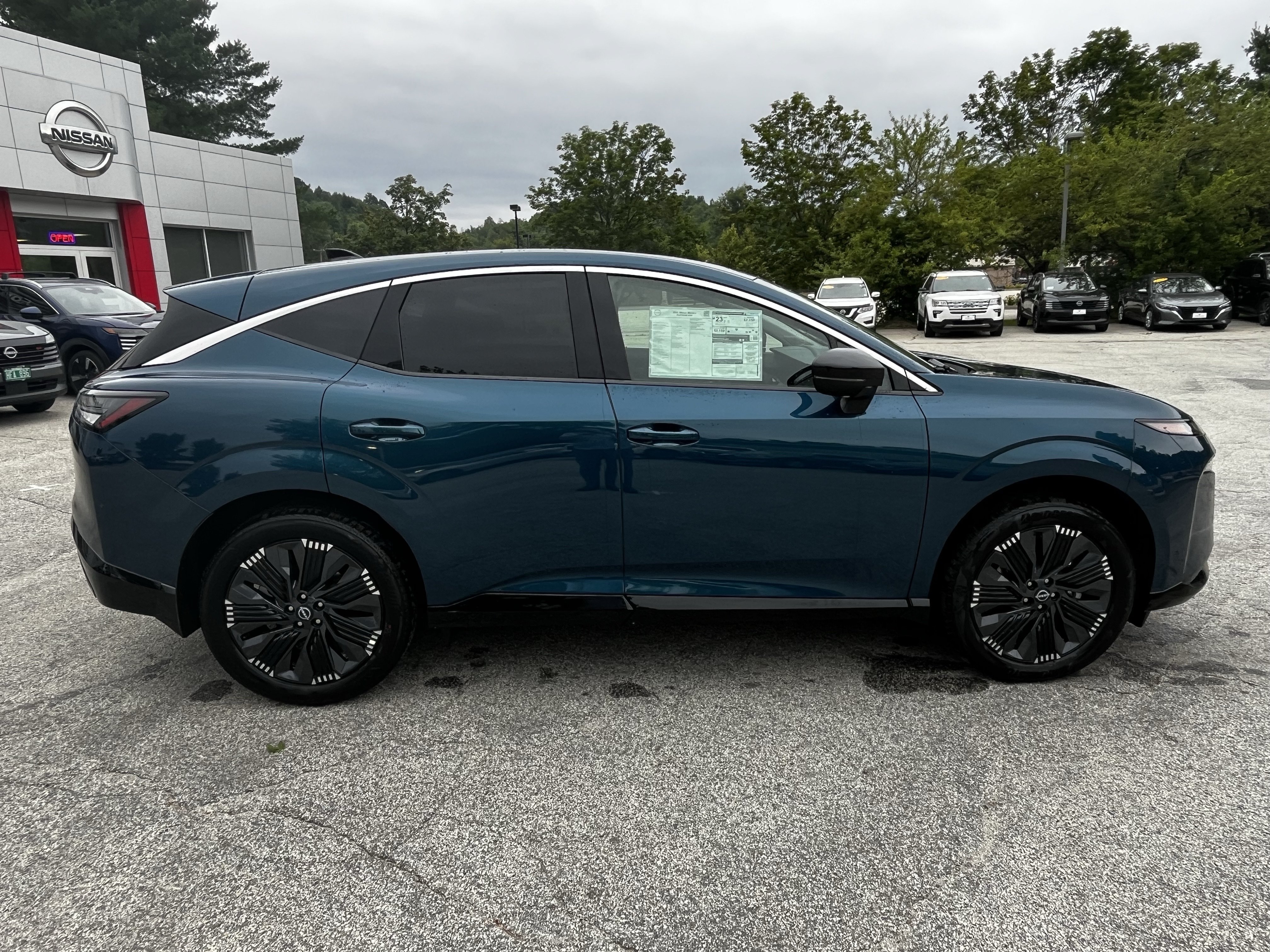 New 2026 Nissan Murano Platinum w/ Cargo Package AWD/4WD image 8