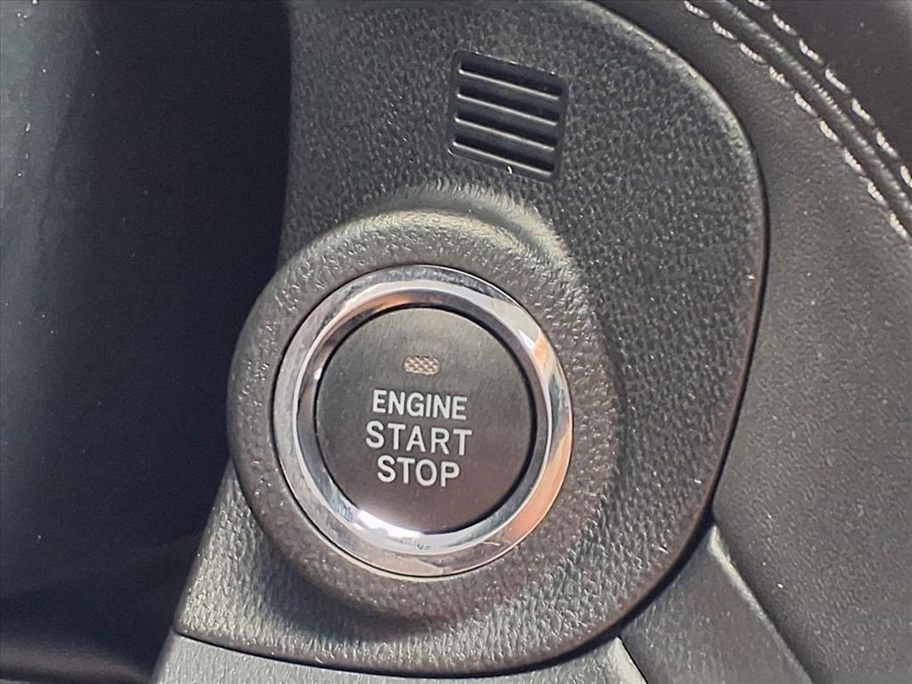 Used 2025 Subaru Outback Premium image 13