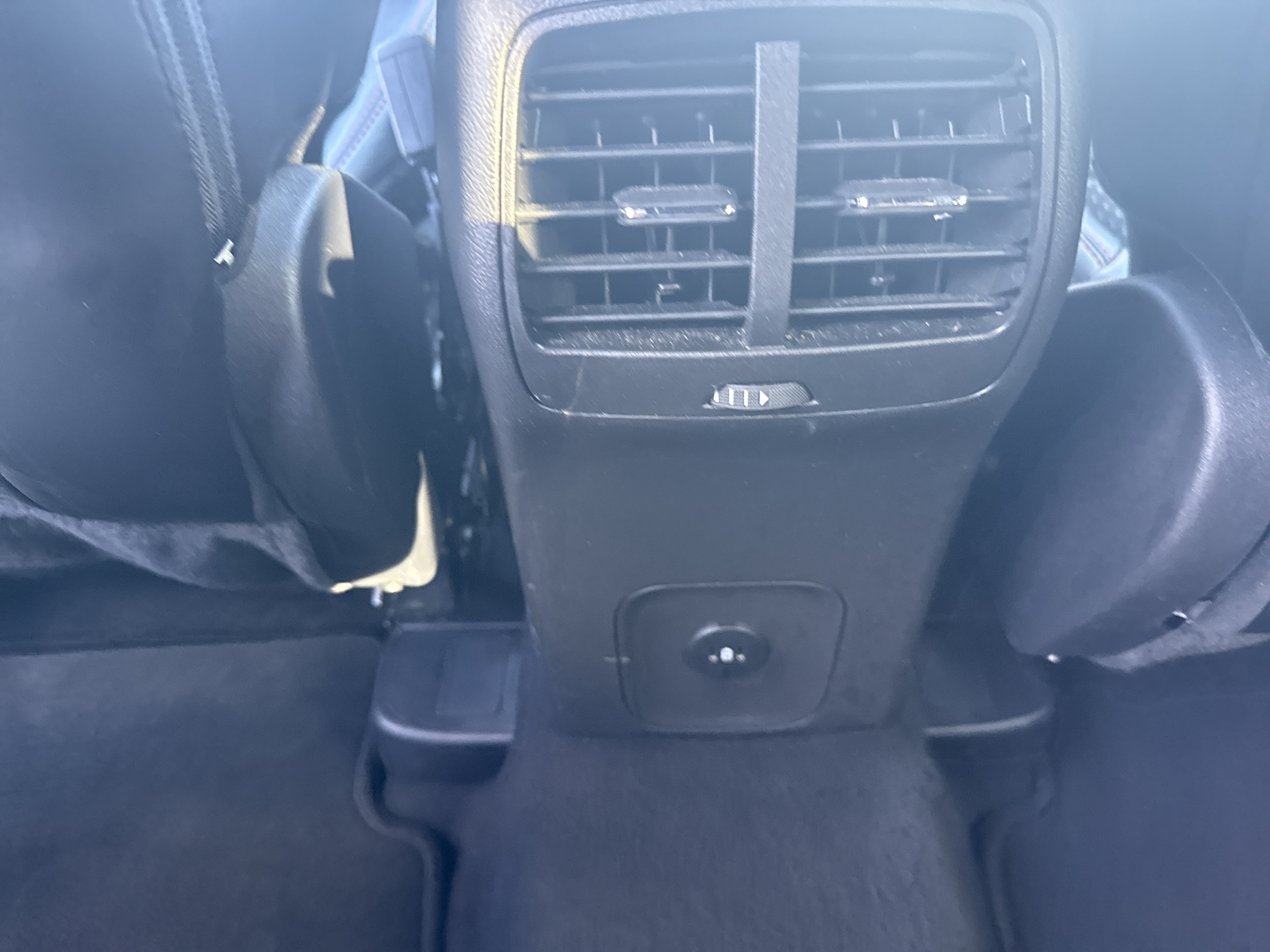 Used 2025 Ford Escape ST-Line Select AWD/4WD image 14