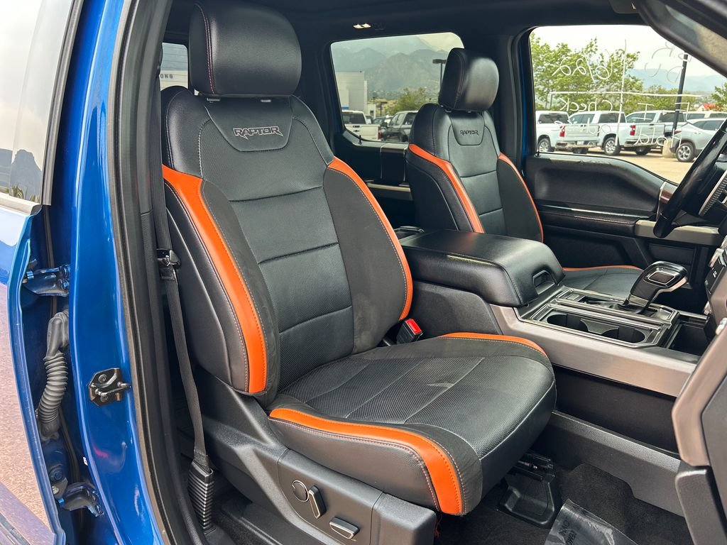 Used 2018 Ford F150 Raptor w/ Equipment Group 802A Luxury AWD/4WD image 17