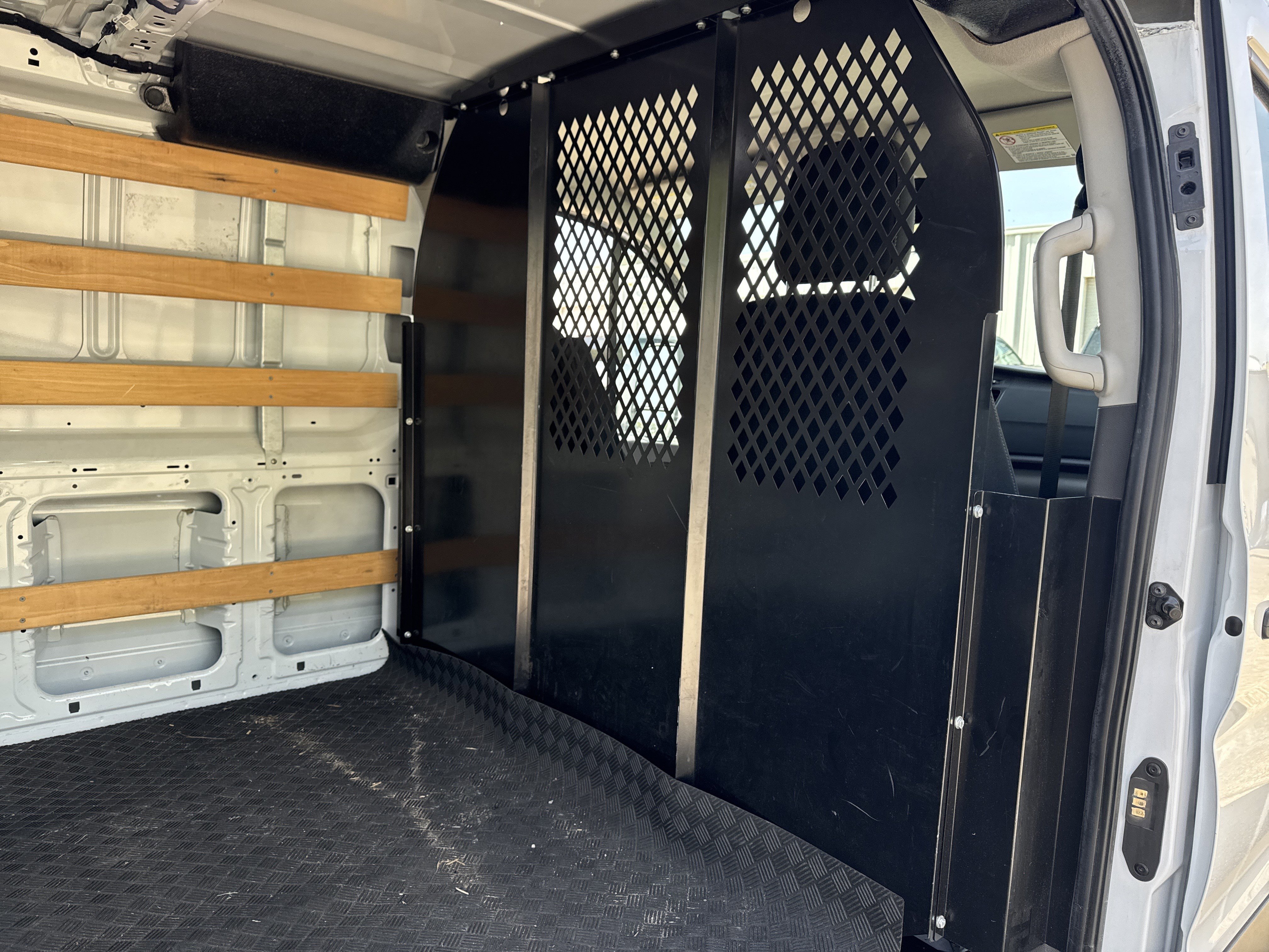 Used 2022 Ford Transit 250 T-250 130 Low Rf 9070 GVWR RWD w/ Exterior Upgrade Package image 13