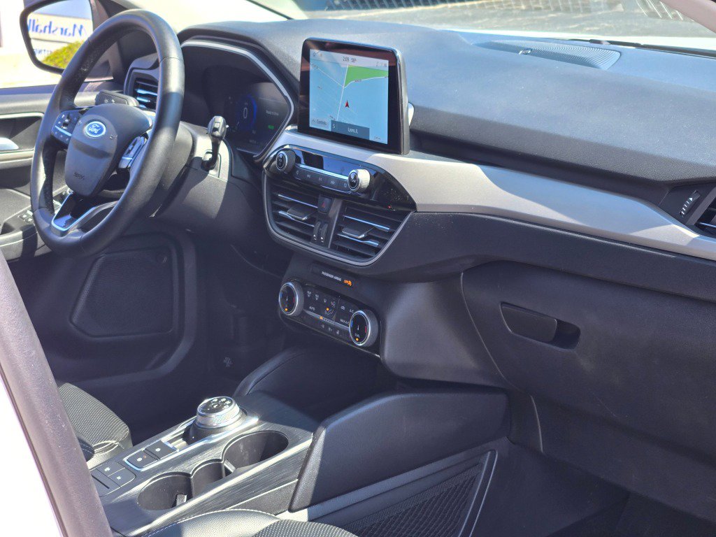 Used 2022 Ford Escape SEL w/ Technology Package image 7