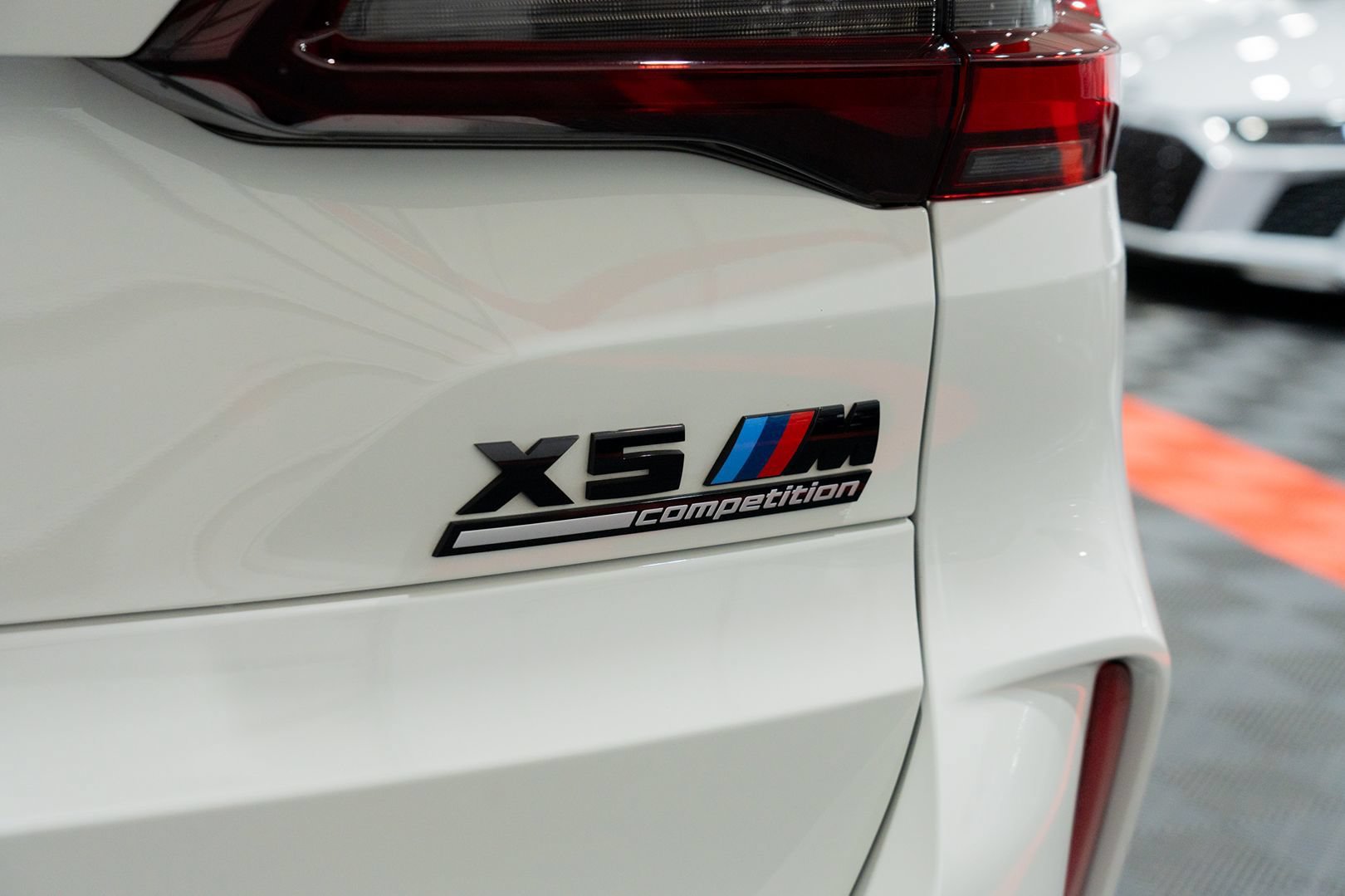 Used 2021 BMW X5 M w/ Competition Package AWD/4WD image 9