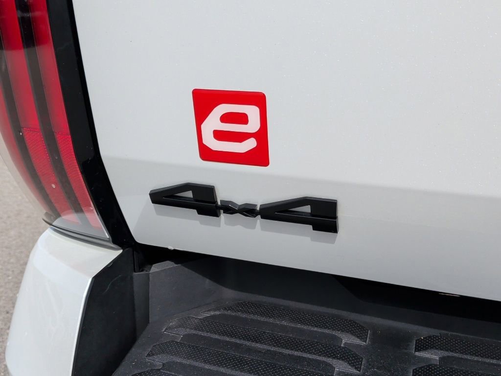 Used 2026 Toyota Tundra Platinum w/ TRD Off-Road Package image 48