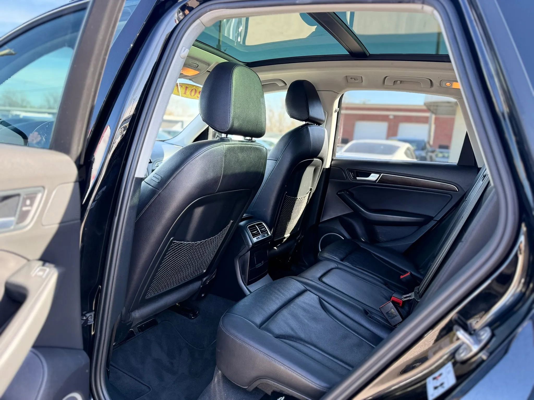 Used 2017 Audi Q5 2.0T Premium Plus w/ Technology Package image 17