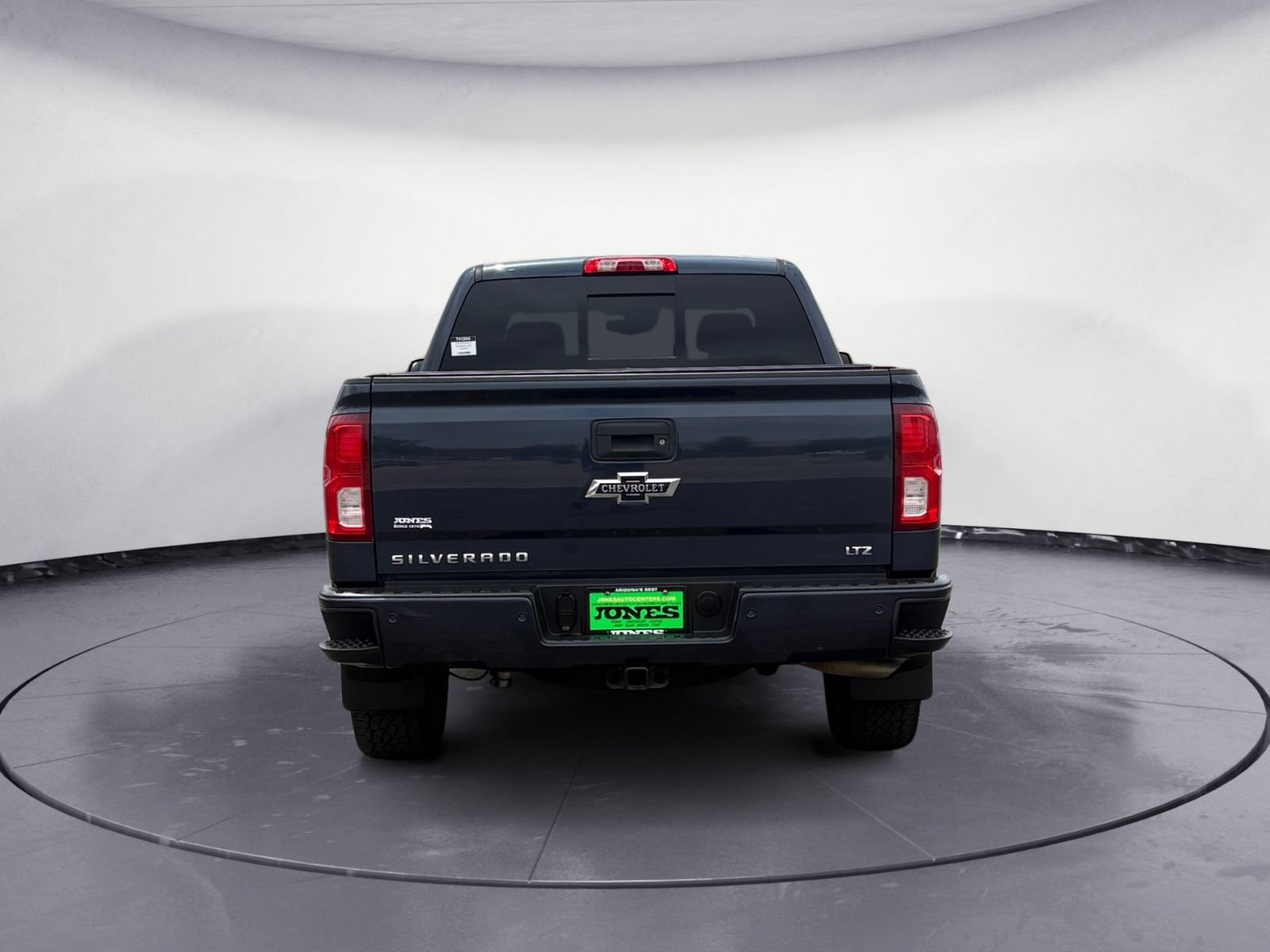 Used 2018 Chevrolet Silverado 1500 LTZ Z71 w/ Centennial Edition AWD/4WD image 5