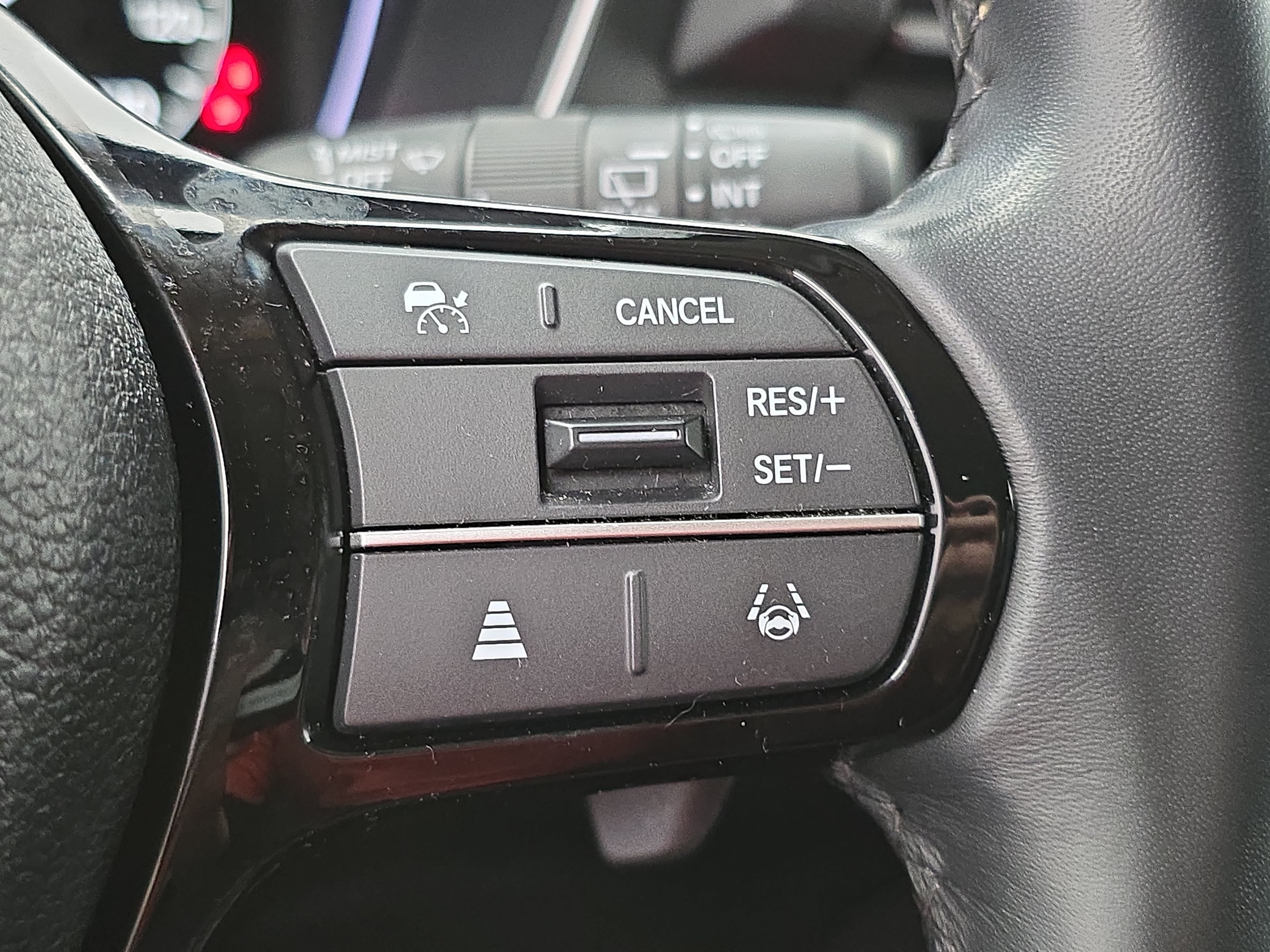 Certified 2024 Honda Pilot Touring image 19