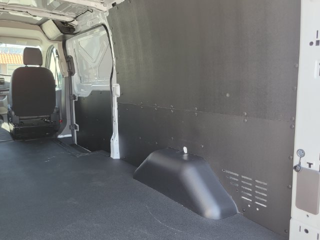 New 2026 Ford Transit 150 Low Roof w/ Load Area Protection Package RWD image 9