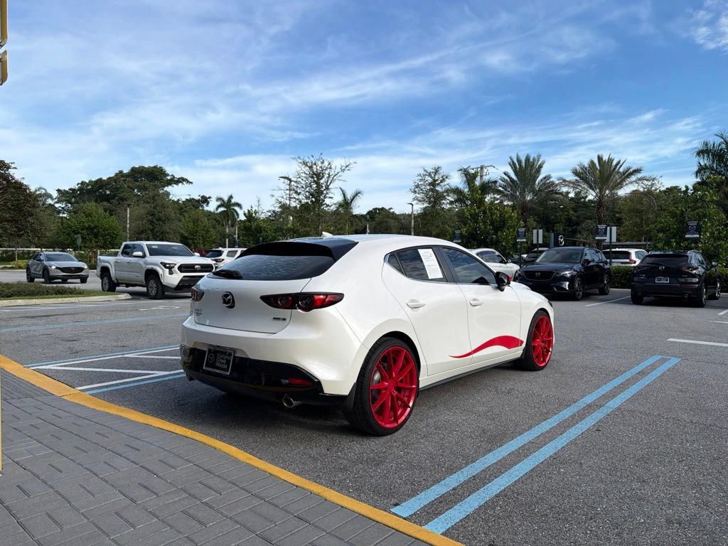 Used 2019 MAZDA MAZDA3 Hatchback w/ Preferred Package FWD image 8