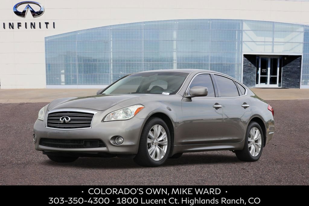 Used 2011 INFINITI M56 x w/ Deluxe Touring Pkg
