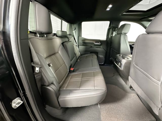 Used 2025 Chevrolet Silverado 1500 High Country w/ Midnight Edition image 28