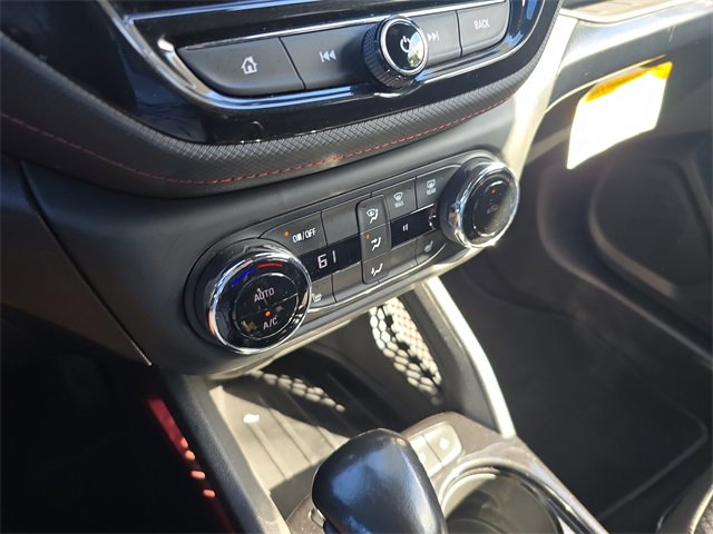 Used 2021 Chevrolet TrailBlazer RS w/ Convenience Package image 23