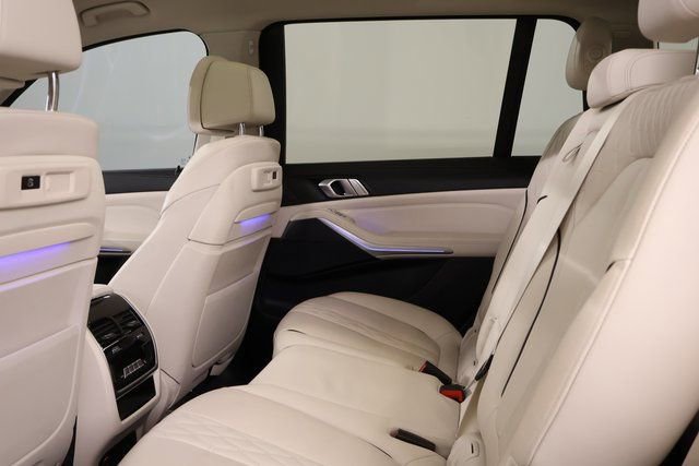 Used 2022 BMW X7 xDrive40i w/ Executive Package AWD/4WD image 31