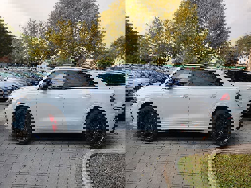 New 2026 Audi RS Q8 performance image 3