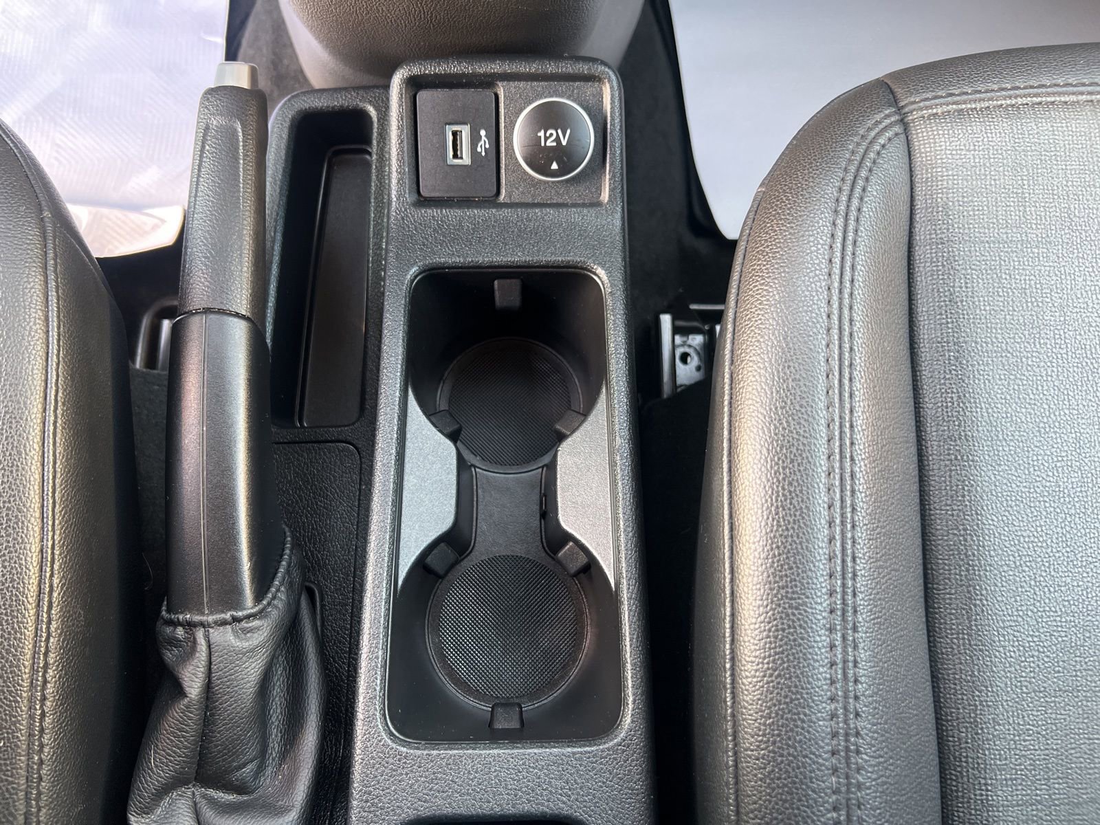 Used 2019 Ford Transit Connect XL image 18