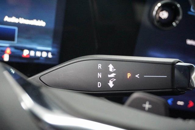 New 2026 Chevrolet Suburban Premier image 29