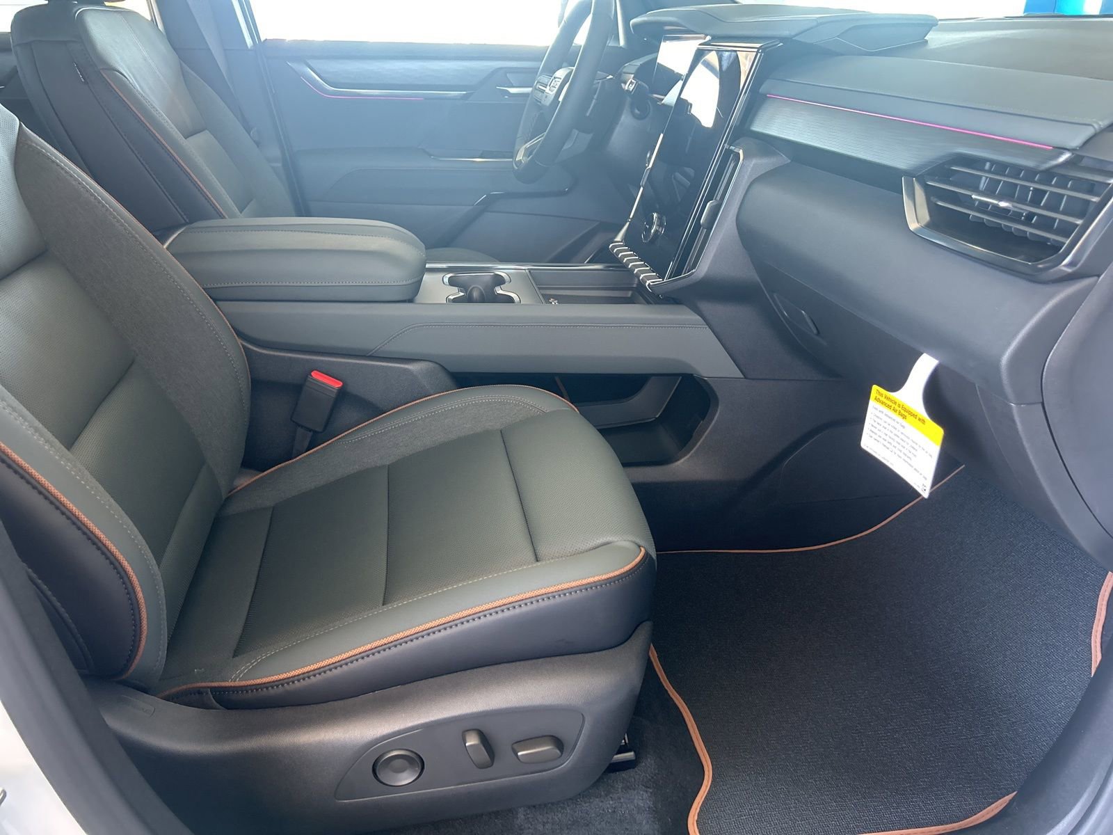 New 2026 GMC Acadia AT4 image 16