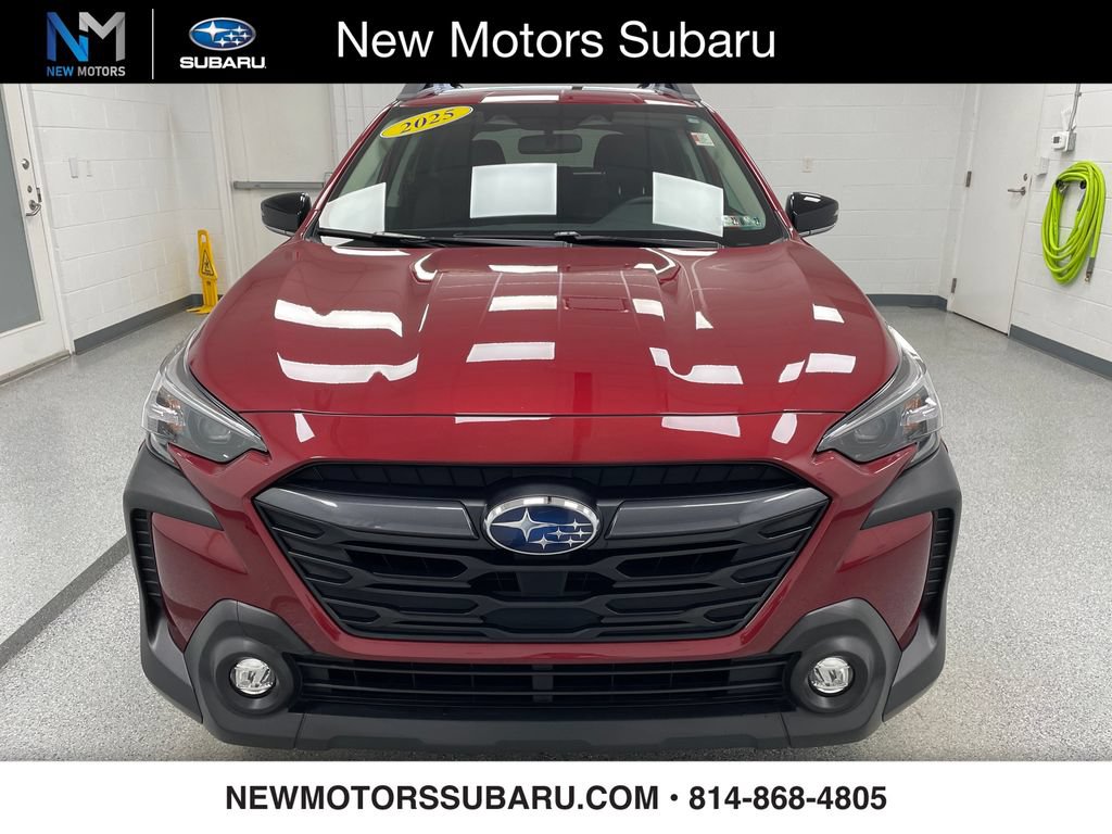 Used 2025 Subaru Outback Premium AWD/4WD image 2