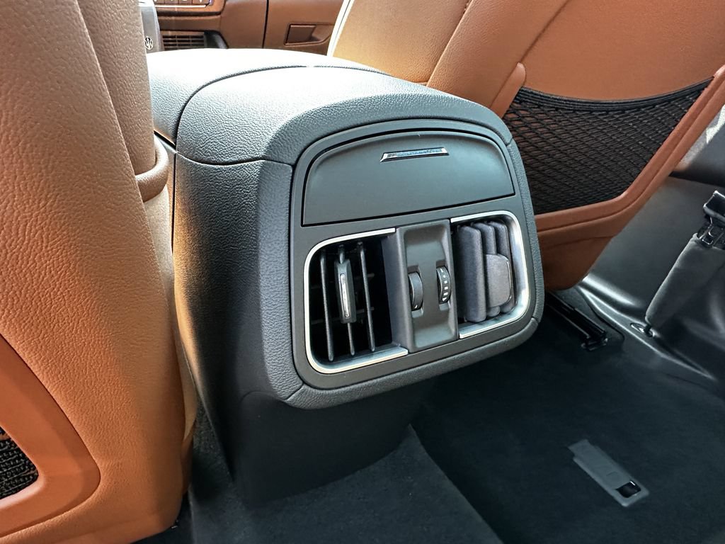 Used 2023 Maserati Levante GT AWD/4WD image 26