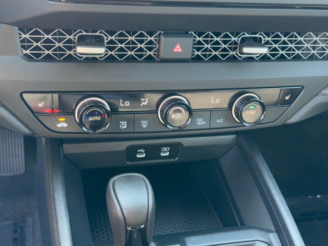 Certified 2025 Honda Accord SE image 22