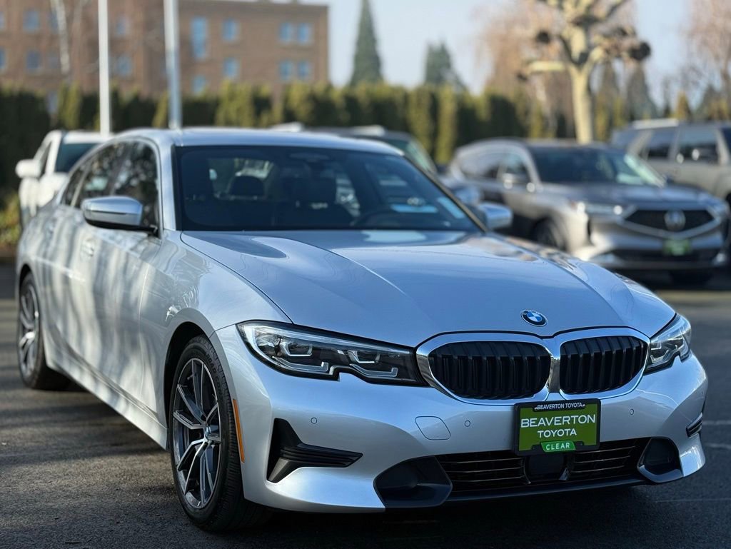 Used 2019 BMW 330i Sedan w/ Premium Package image 7