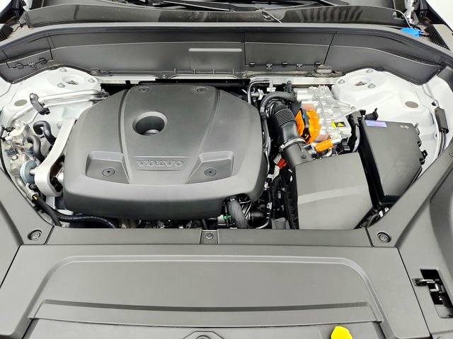 New 2025 Volvo XC90 T8 Plus w/ Protection Package Premier image 20