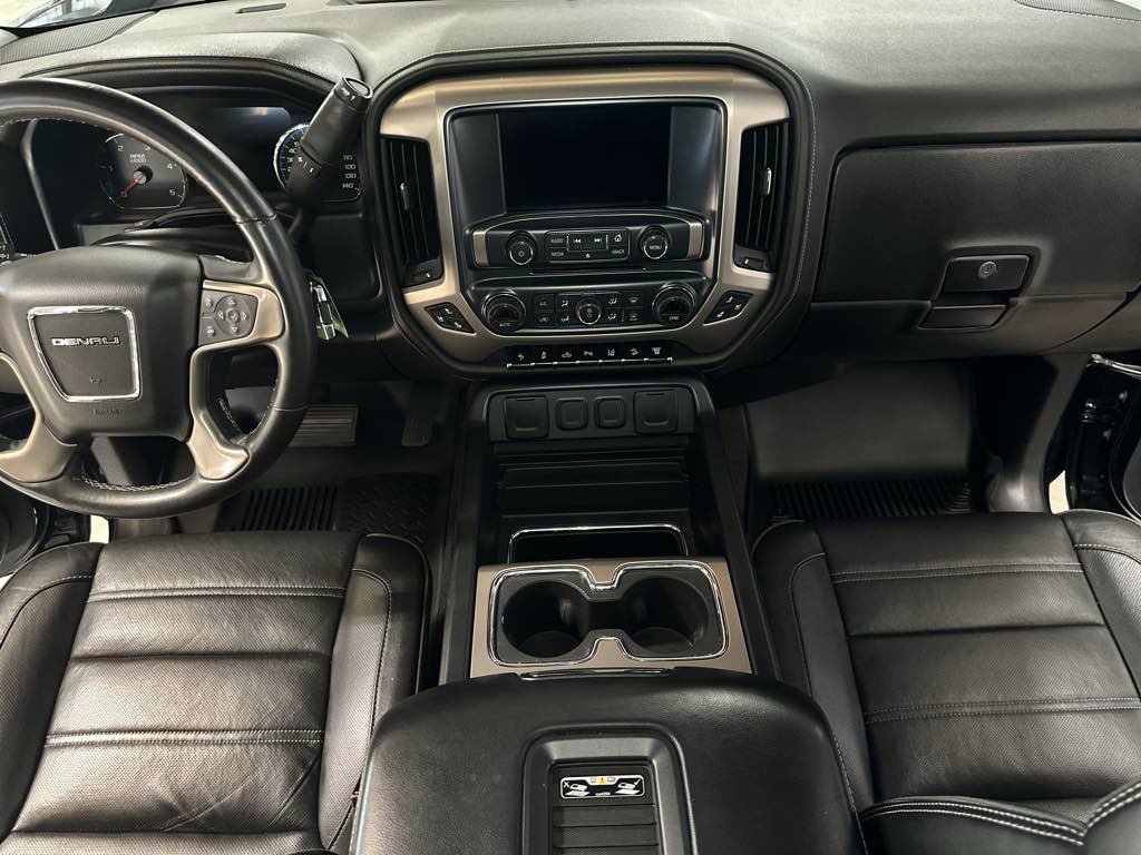 Used 2017 GMC Sierra 2500 Denali w/ Duramax Plus Package image 5
