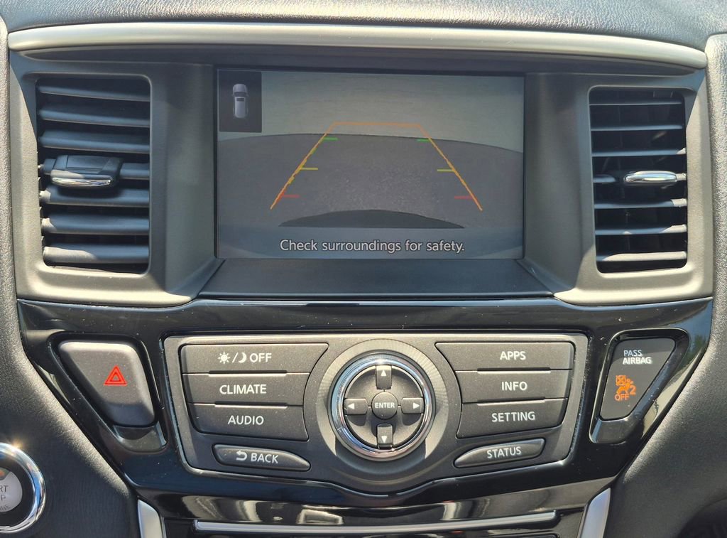 Used 2018 Nissan Pathfinder SV AWD/4WD image 10