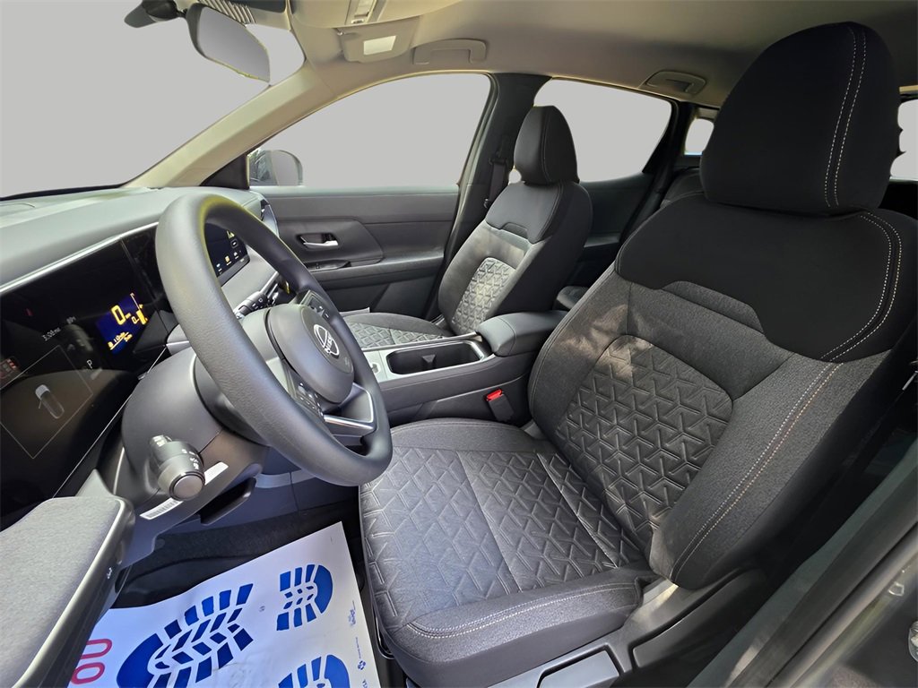 New 2026 Nissan Kicks SV image 15