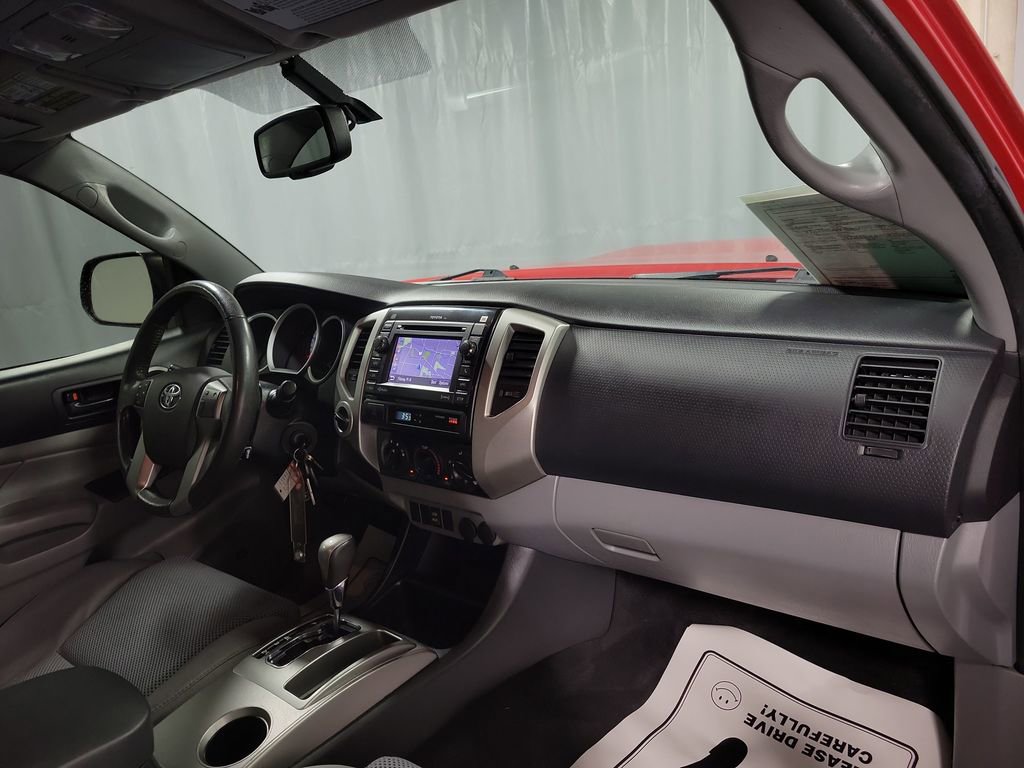 Used 2013 Toyota Tacoma 4x4 Double Cab image 24
