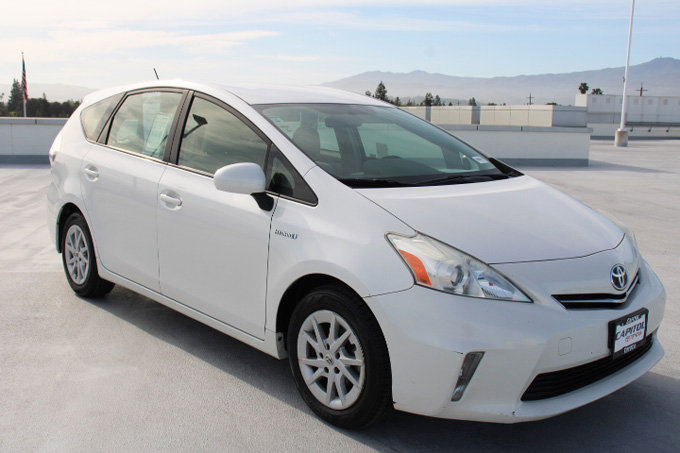 Used 2012 Toyota Prius V Three image 2