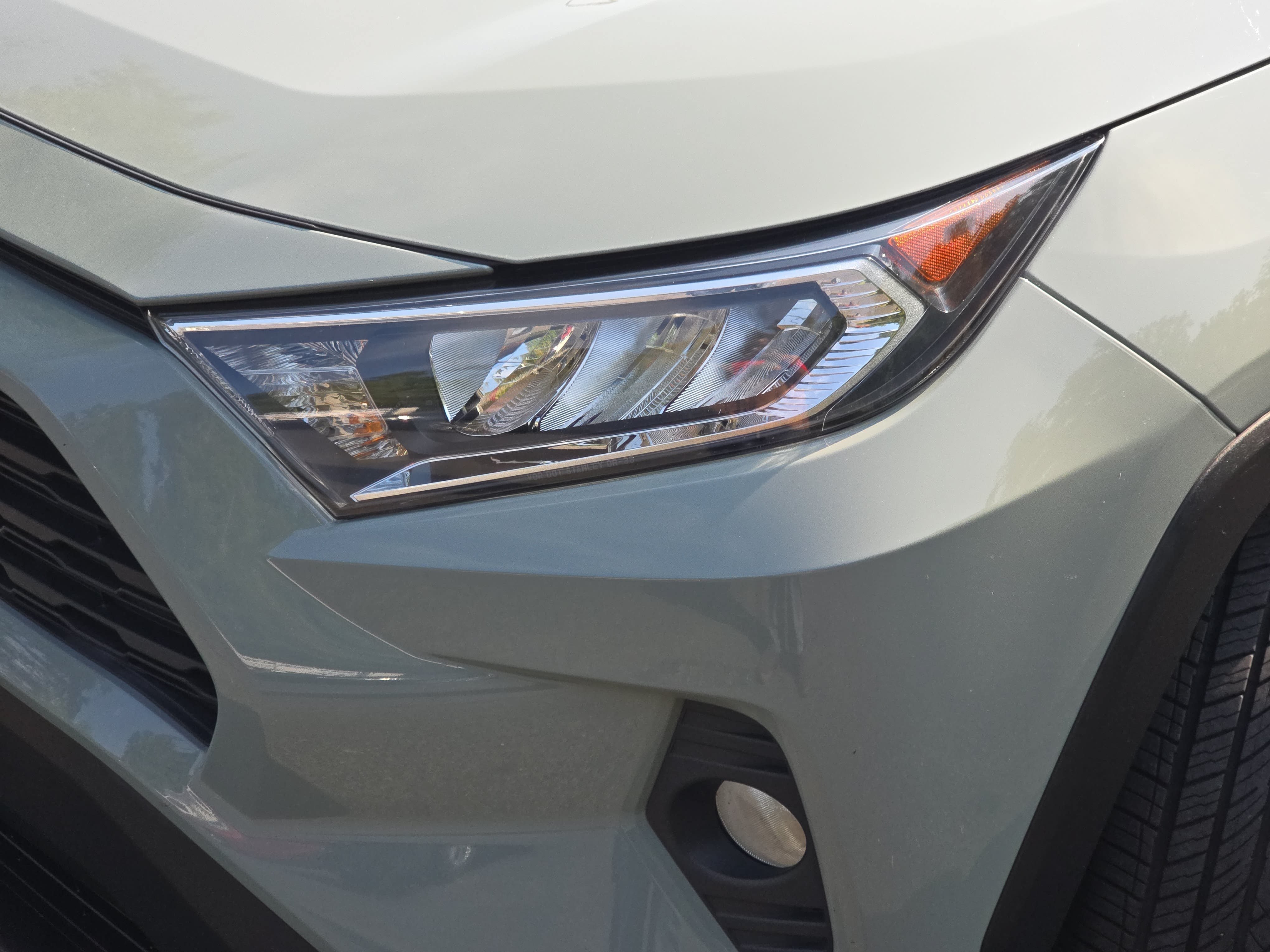 Used 2020 Toyota RAV4 XLE Premium AWD/4WD image 34