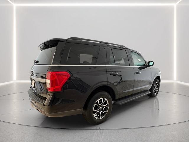 Used 2024 Ford Expedition XLT AWD/4WD image 12