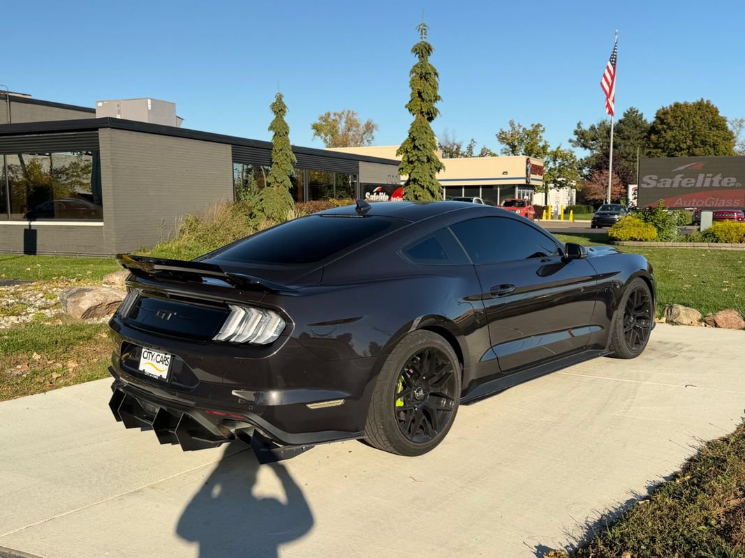 Used 2023 Ford Mustang GT Premium w/ Equipment Group 401A RWD image 5