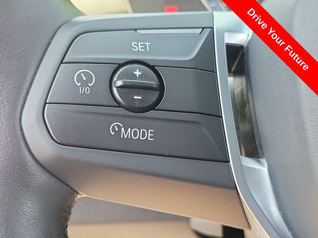 Used 2023 BMW X1 xDrive28i AWD/4WD image 5