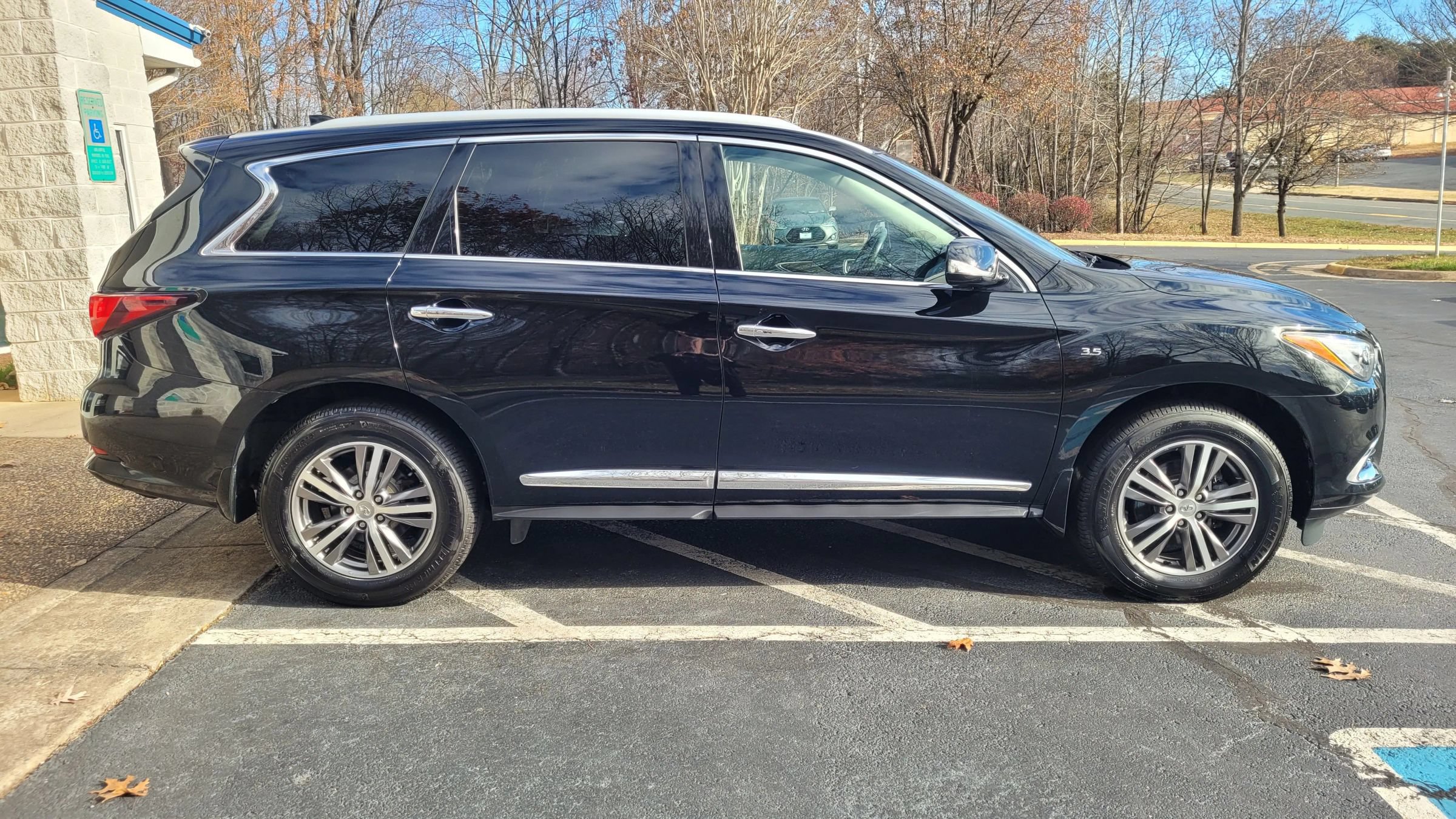 Used 2020 INFINITI QX60 Luxe AWD/4WD image 9