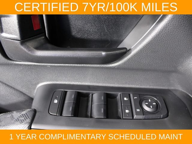 Used 2025 Toyota Tacoma SR5 AWD/4WD image 16