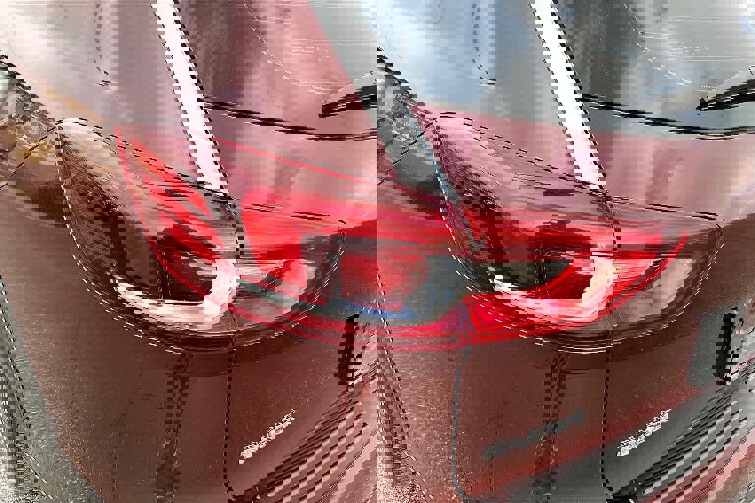 Used 2018 Buick Regal Essence w/ Driver Confidence Package #1 image 29