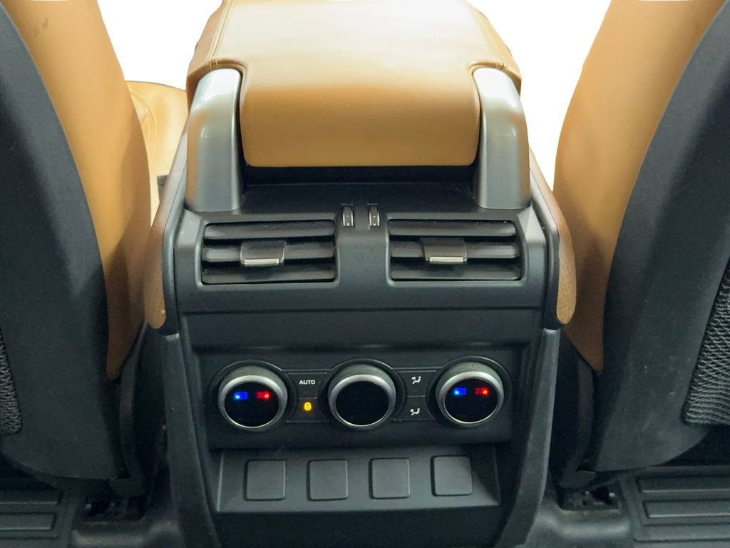 Used 2023 Land Rover Defender 130 First Edition image 20