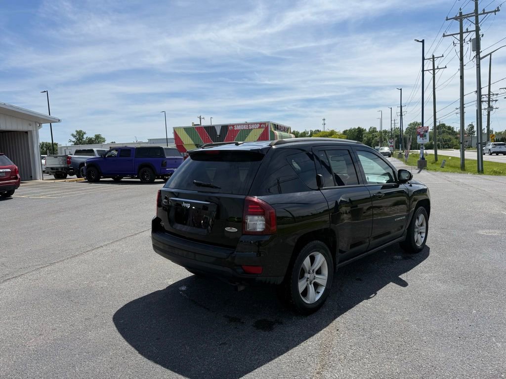Used 2015 Jeep Compass FWD image 5